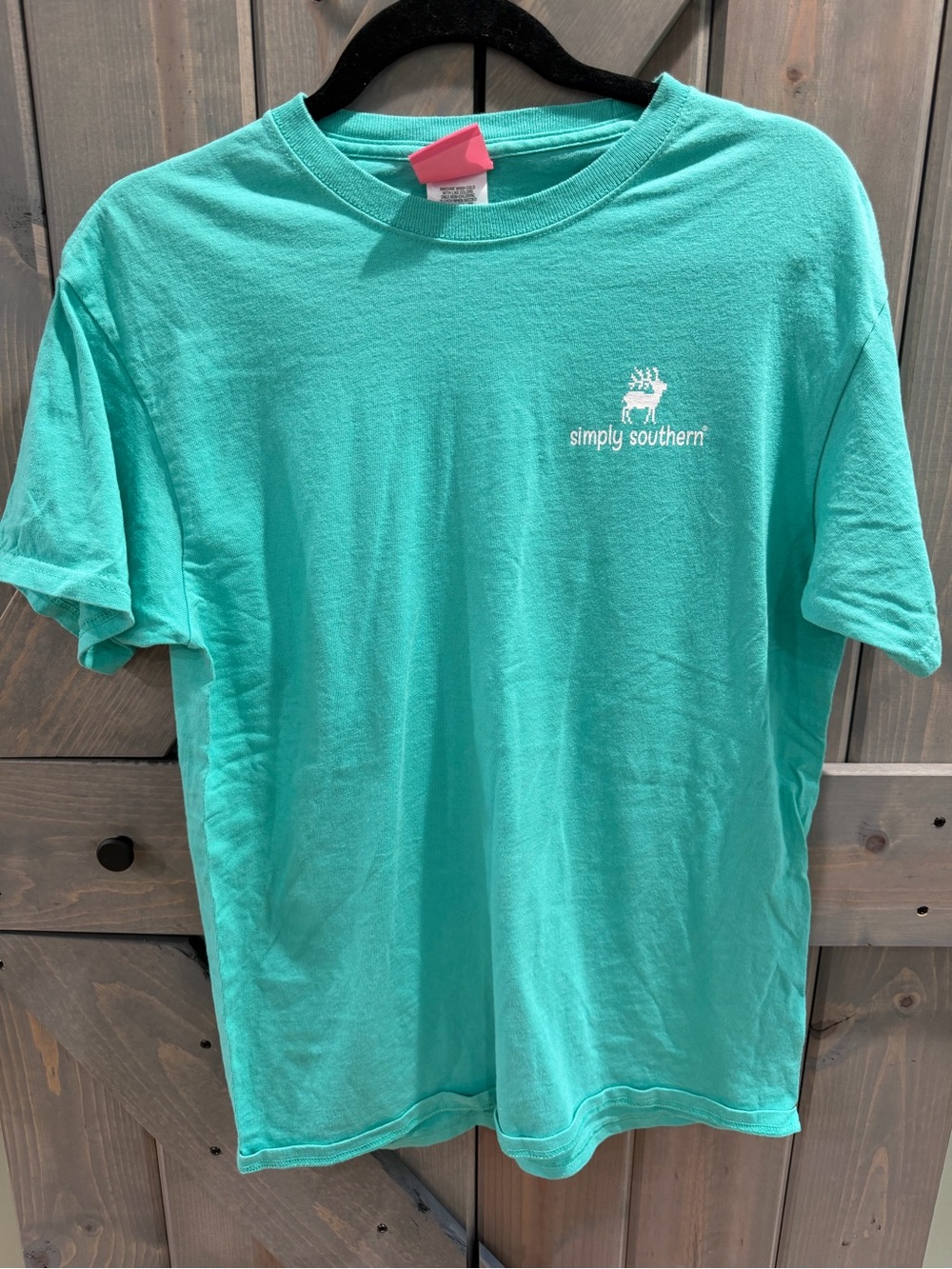 Simply Southern Mama Bear Holiday Graphic Tee Medium